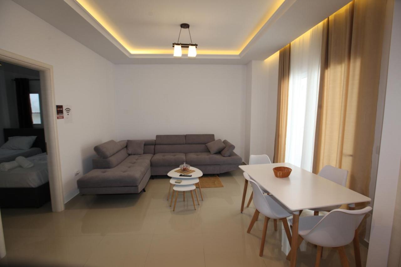 Deda Apartments Саранде Екстериор снимка