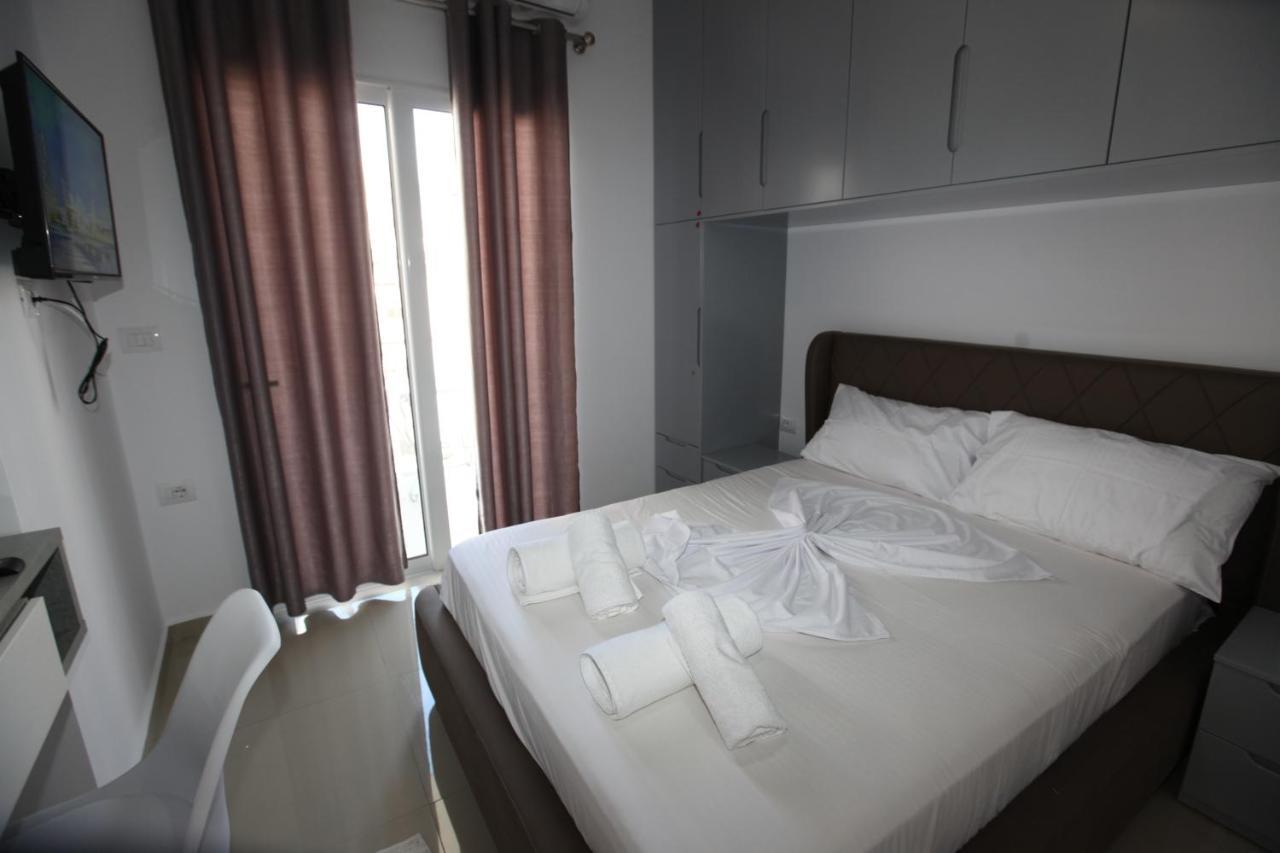 Deda Apartments Саранде Екстериор снимка