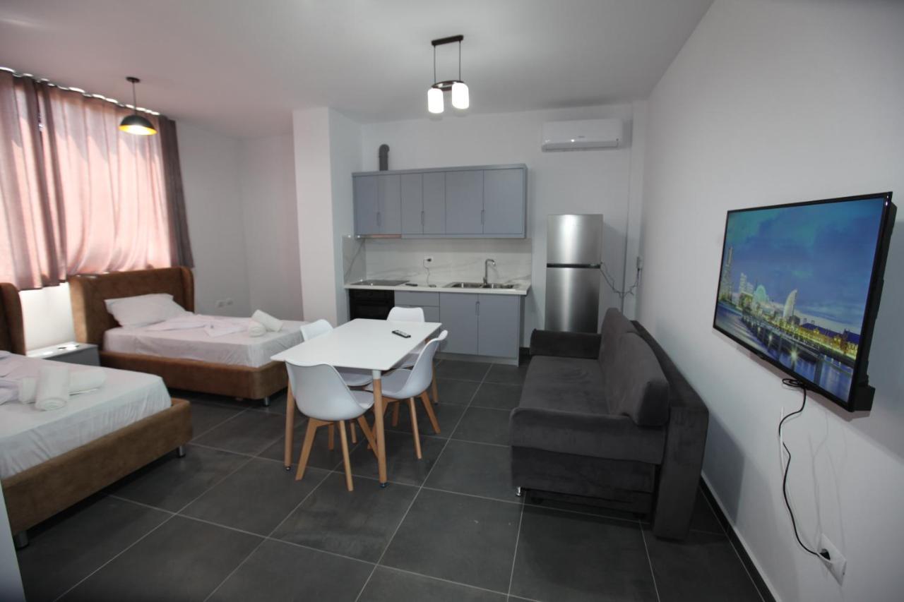 Deda Apartments Саранде Екстериор снимка