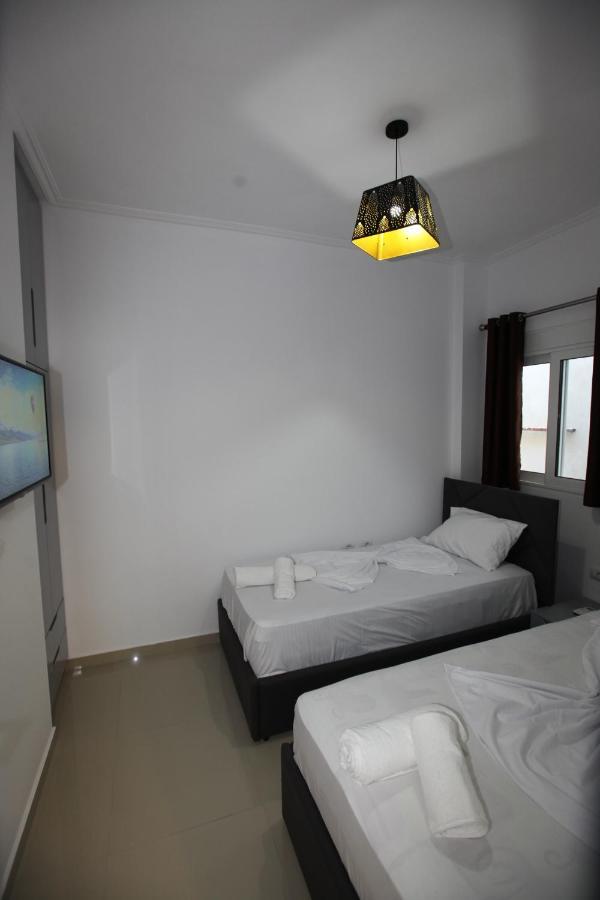 Deda Apartments Саранде Екстериор снимка