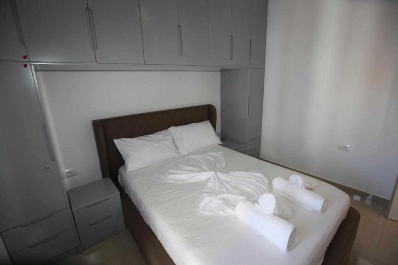 Deda Apartments Саранде Екстериор снимка