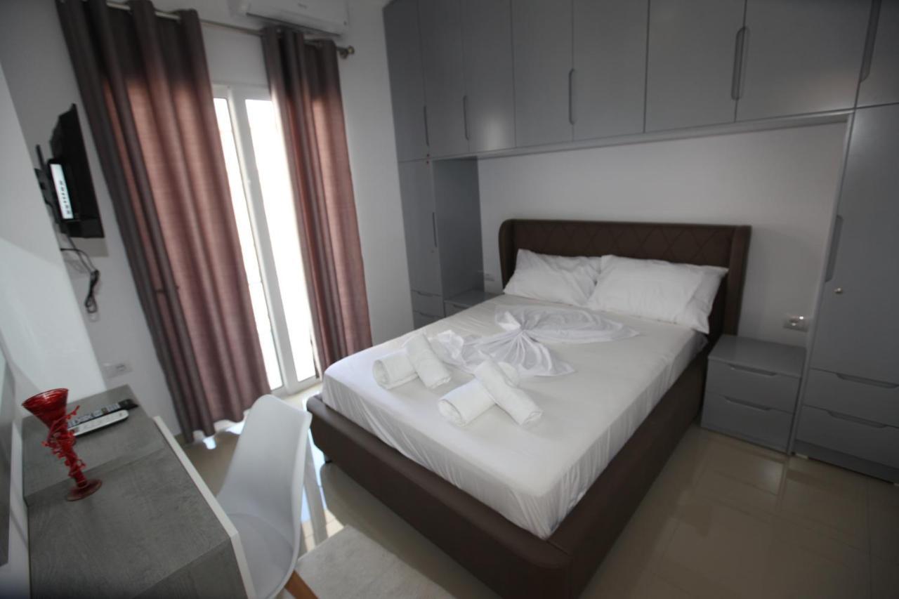 Deda Apartments Саранде Екстериор снимка