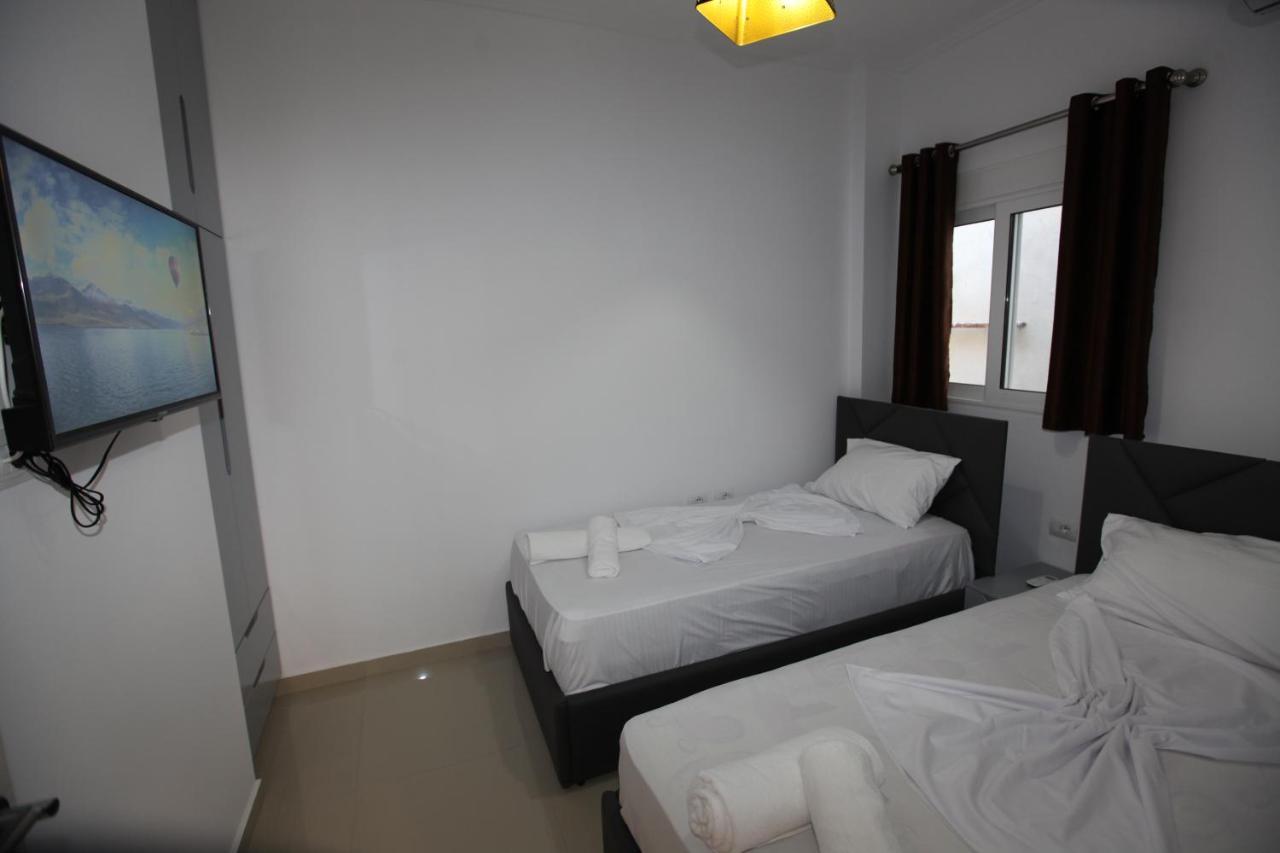 Deda Apartments Саранде Екстериор снимка