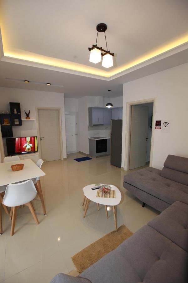 Deda Apartments Саранде Екстериор снимка