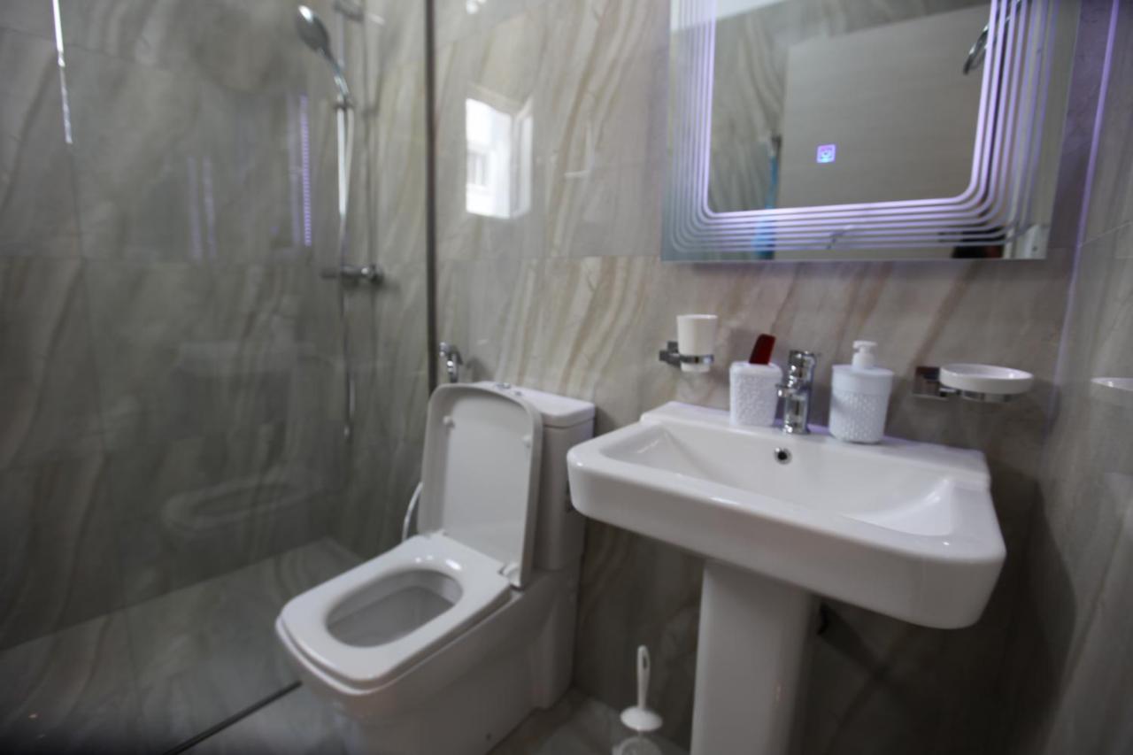 Deda Apartments Саранде Екстериор снимка